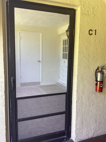 5927 La Pinata Boulevard, Greenacres, FL 33463