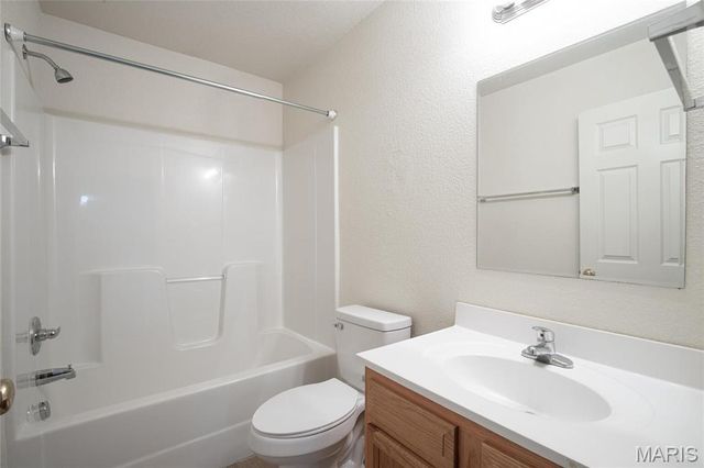 21011 Homer Road A & B, St Robert, MO 65584