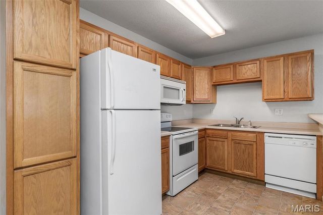 21011 Homer Road A & B, St Robert, MO 65584