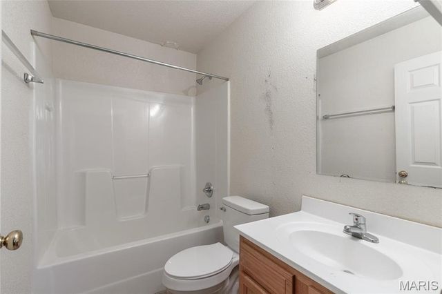 21011 Homer Road A & B, St Robert, MO 65584