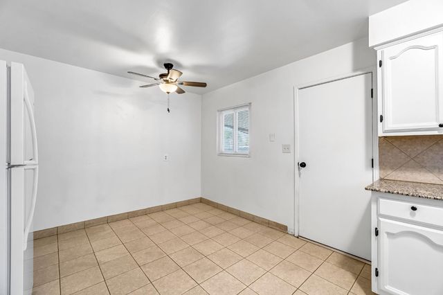 4033 E Brentwood Avenue, Fresno, CA 93703