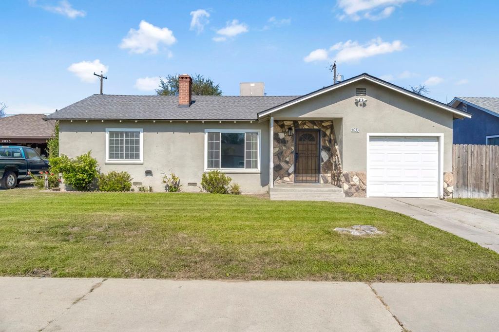 4033 E Brentwood Avenue, Fresno, CA 93703