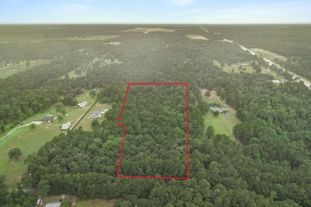 900 S Duck Creek Road, Cleveland, TX 77328