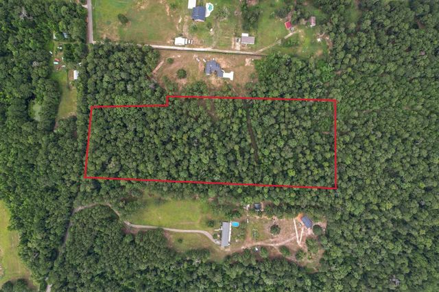 900 S Duck Creek Road, Cleveland, TX 77328