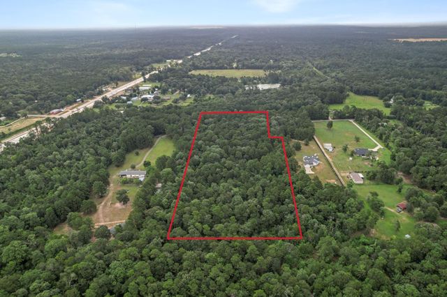 900 S Duck Creek Road, Cleveland, TX 77328