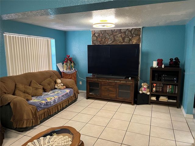 1506 N BRACEWELL DRIVE, Plant City, FL 33563