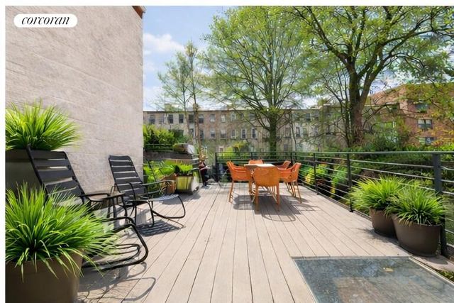 318 MADISON Street, New York City, NY 11216
