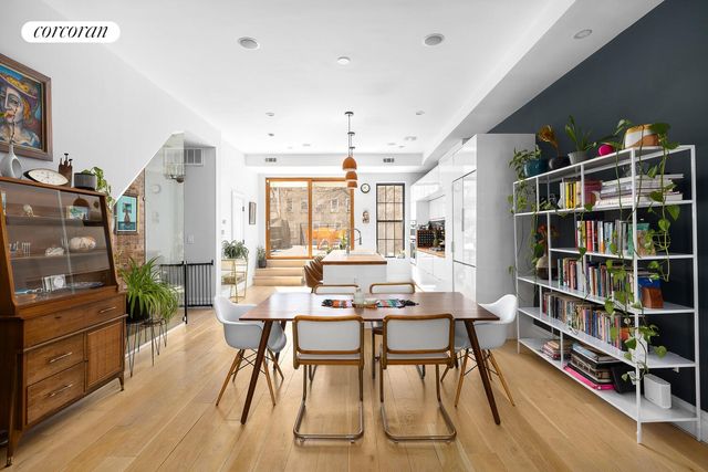 318 MADISON Street, New York City, NY 11216