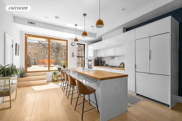 318 MADISON Street, New York City, NY 11216