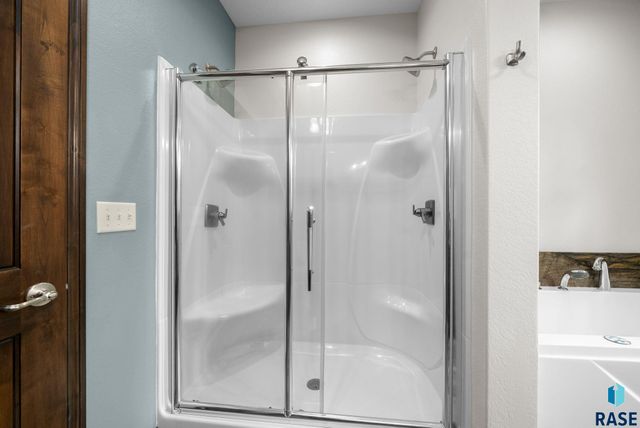 6200 S El Dorado Ave Avenue, Sioux Falls, SD 57108