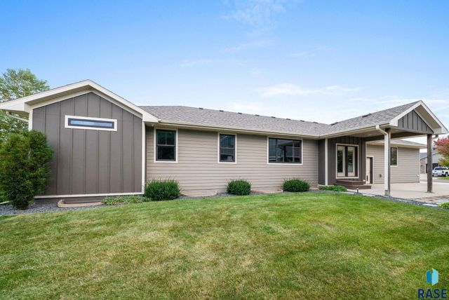 6200 S El Dorado Ave Avenue, Sioux Falls, SD 57108