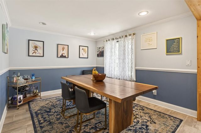 186 Mobile Drive, Greece, NY 14616