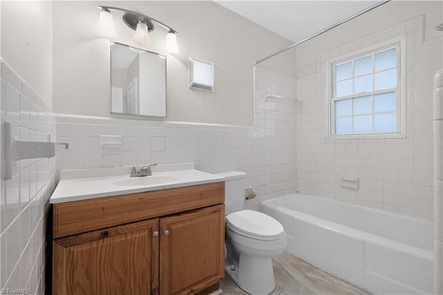 2204 Maybank Drive, Greensboro, NC 27403