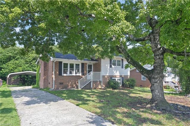 2204 Maybank Drive, Greensboro, NC 27403
