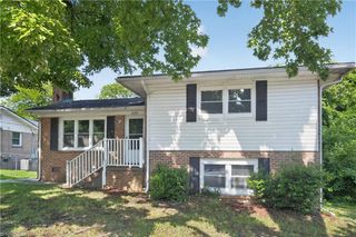 2204 Maybank Drive, Greensboro, NC 27403