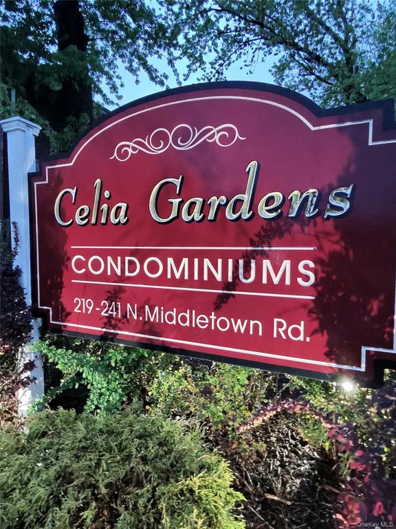 235 N Middletown Road D, Pearl River, NY 10965