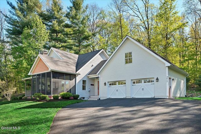 2412 New York 43, Sand Lake, NY 12018