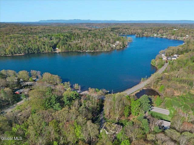 2412 New York 43, Sand Lake, NY 12018