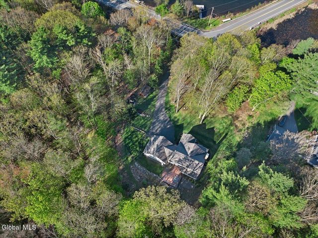 2412 New York 43, Sand Lake, NY 12018