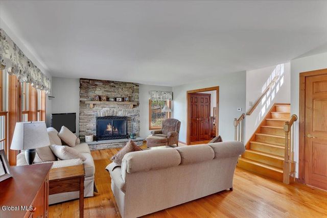 2412 New York 43, Sand Lake, NY 12018