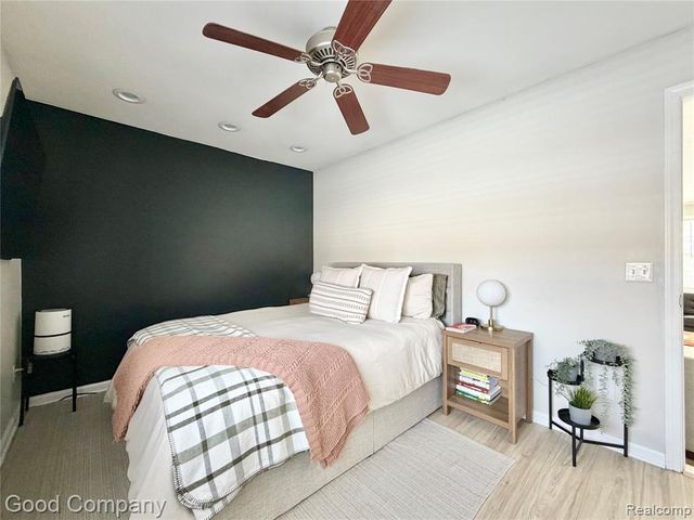 626 E Windemere Avenue, Royal Oak, MI 48073