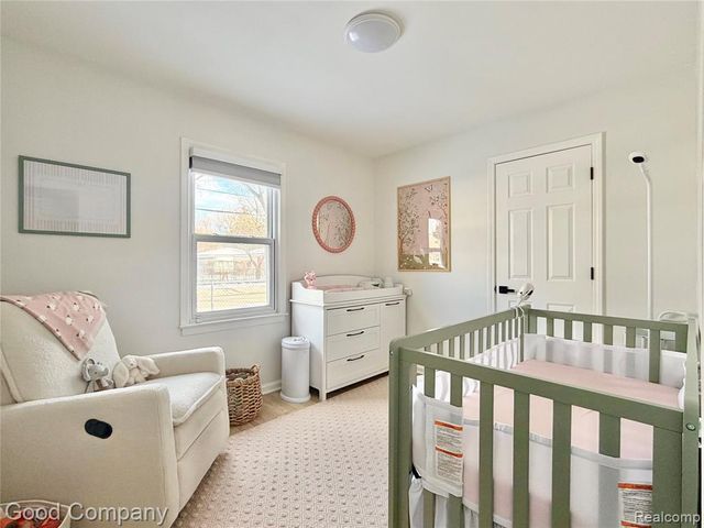 626 E Windemere Avenue, Royal Oak, MI 48073