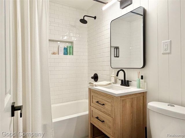 626 E Windemere Avenue, Royal Oak, MI 48073