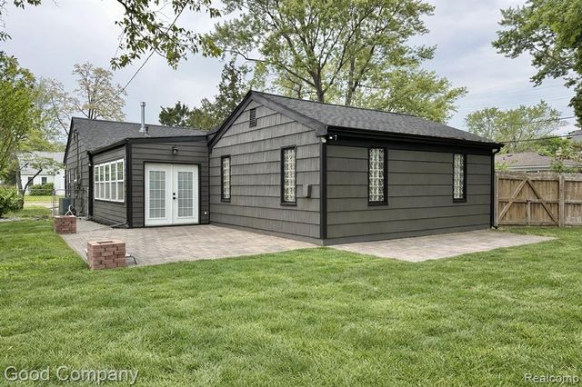 626 E Windemere Avenue, Royal Oak, MI 48073