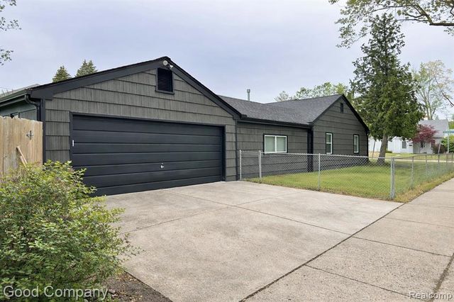 626 E Windemere Avenue, Royal Oak, MI 48073