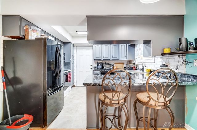 3860 Horseshoe Bn Road, Troy, OH 45373