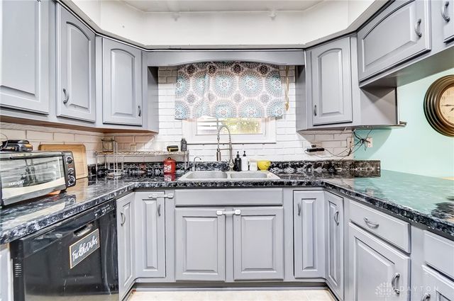 3860 Horseshoe Bn Road, Troy, OH 45373