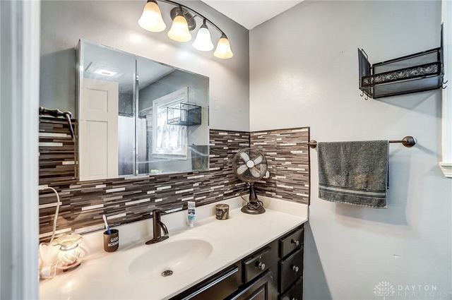 3860 Horseshoe Bn Road, Troy, OH 45373