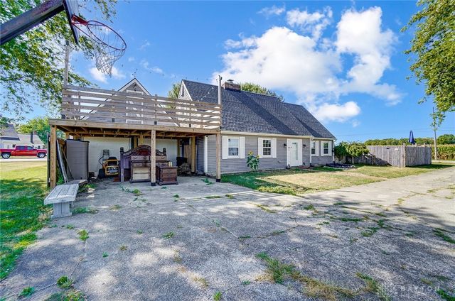 3860 Horseshoe Bn Road, Troy, OH 45373