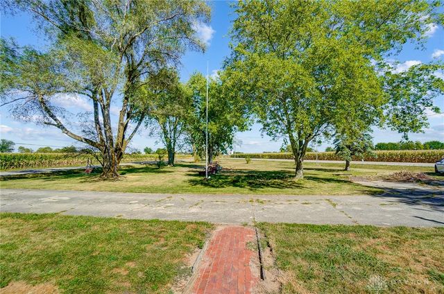 3860 Horseshoe Bn Road, Troy, OH 45373