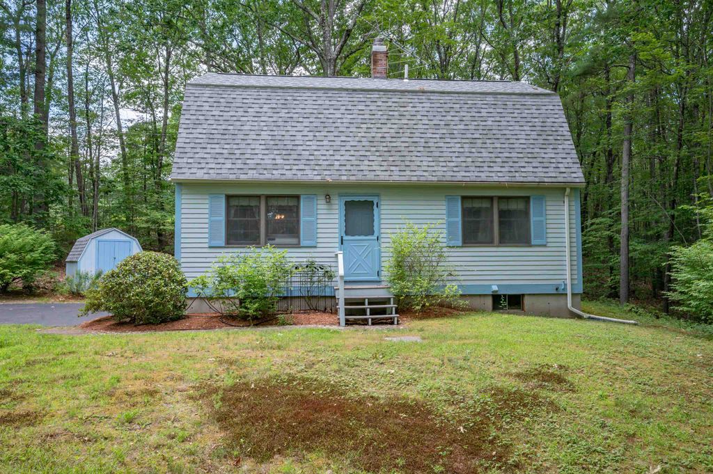 37 Brookview Court, Milford, NH 03055