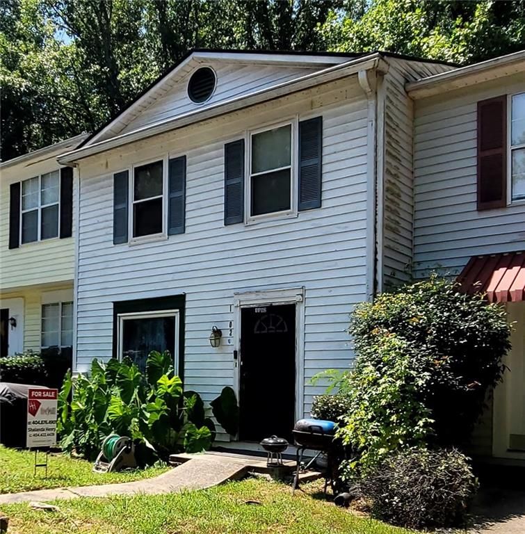 1102 Huntington SE Trace, Smyrna, GA 30082