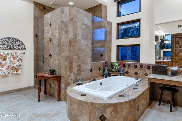 9410 N LAVA BLUFF Trail, Fountain Hills, AZ 85268