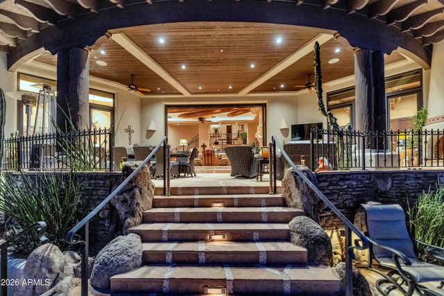 9410 N LAVA BLUFF Trail, Fountain Hills, AZ 85268