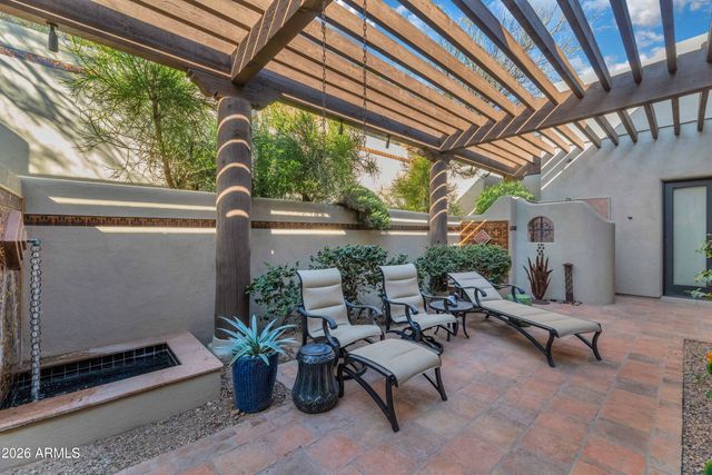 9410 N LAVA BLUFF Trail, Fountain Hills, AZ 85268