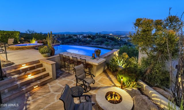 9410 N LAVA BLUFF Trail, Fountain Hills, AZ 85268