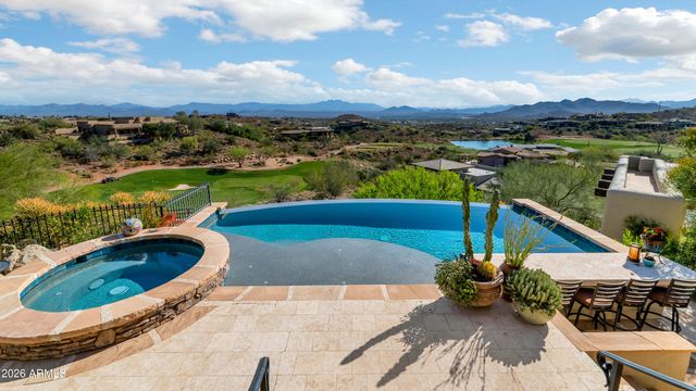 9410 N LAVA BLUFF Trail, Fountain Hills, AZ 85268