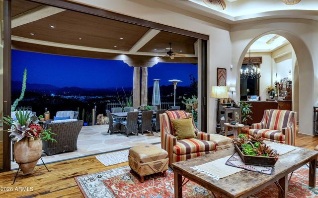 9410 N LAVA BLUFF Trail, Fountain Hills, AZ 85268