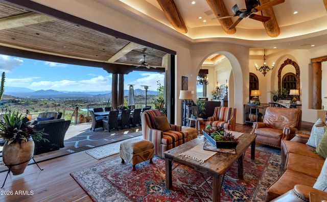 9410 N LAVA BLUFF Trail, Fountain Hills, AZ 85268