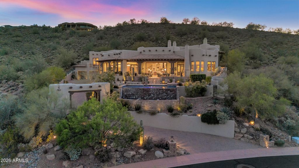 9410 N LAVA BLUFF Trail, Fountain Hills, AZ 85268