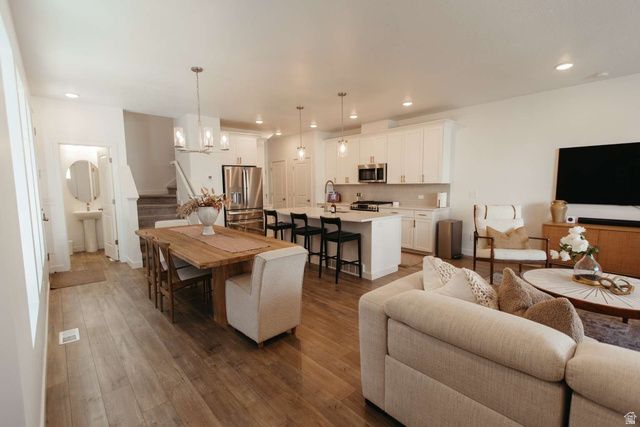 9763 N ASHGROVE LN, Highland, UT 84003