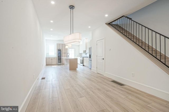 1917 S 3RD ST, Philadelphia, PA 19148