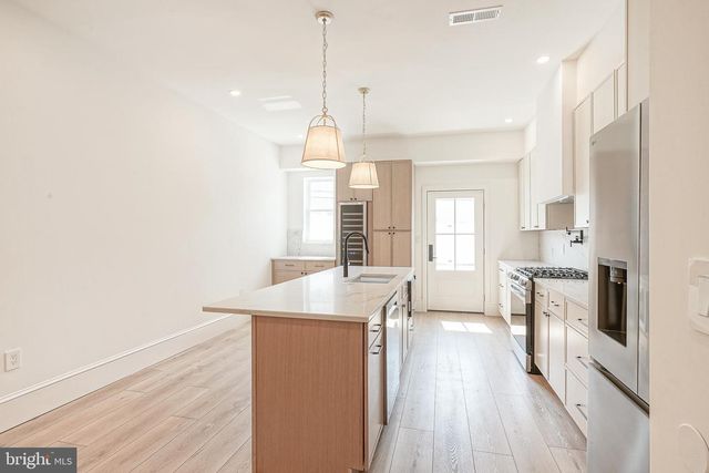 1917 S 3RD ST, Philadelphia, PA 19148