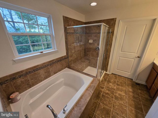 1340 QUAKERS WAY, Quakertown, PA 18951