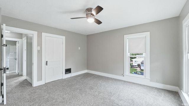 2016 Oakley Street, Fort Wayne, IN 46802