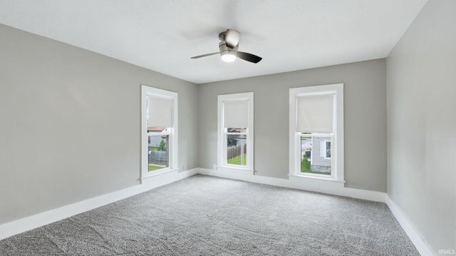 2016 Oakley Street, Fort Wayne, IN 46802